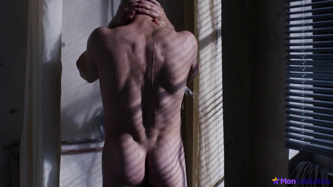 Max Riemelt nude and sex photos