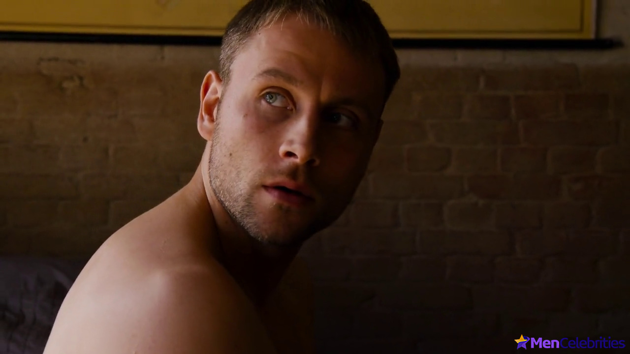 Max Riemelt nude and sex photos
