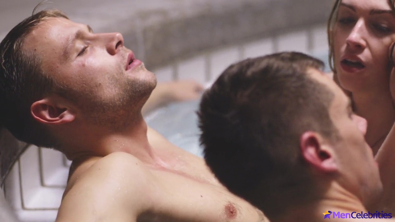 Max Riemelt nude and sex photos