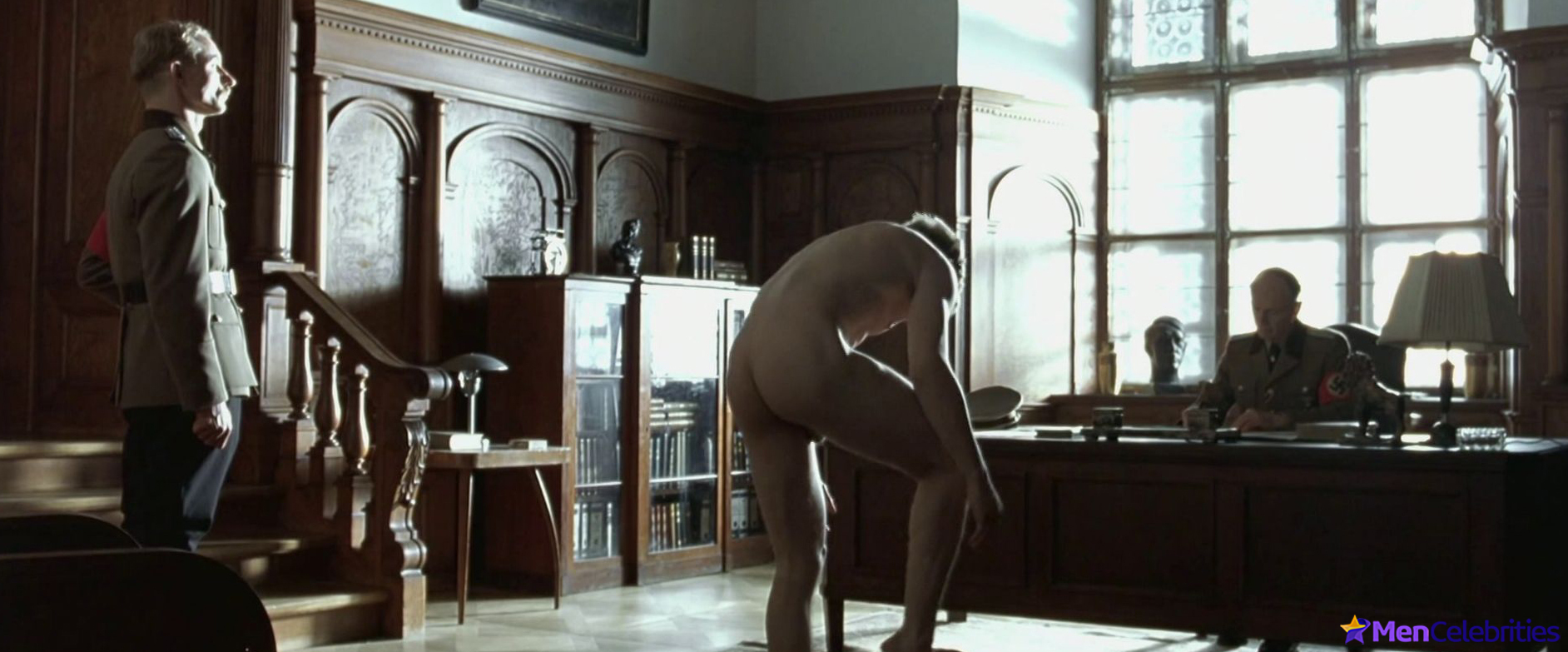 Max Riemelt uncensored nude