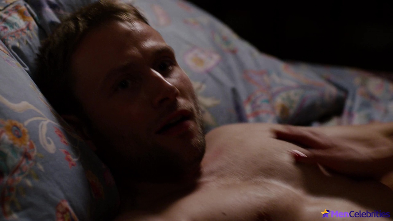 Max Riemelt nude and sex photos