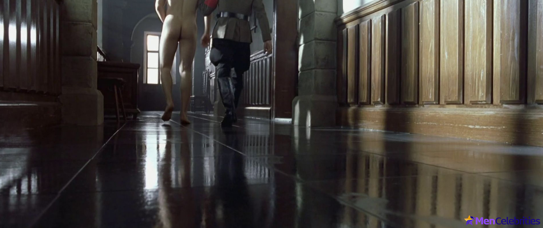 Max Riemelt nude and sex photos