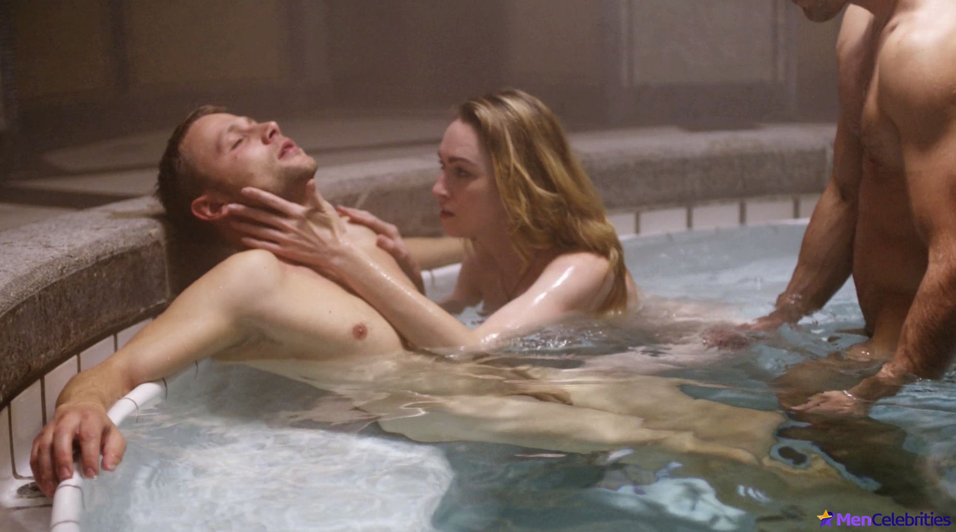 Max Riemelt nude and sex photos