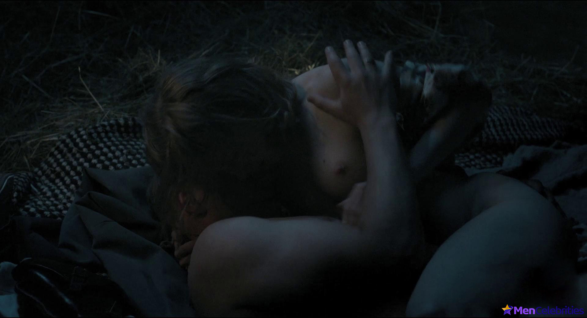 Max Riemelt nude and sex photos