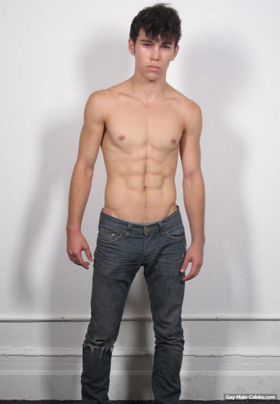 Max Schneider shirtless
