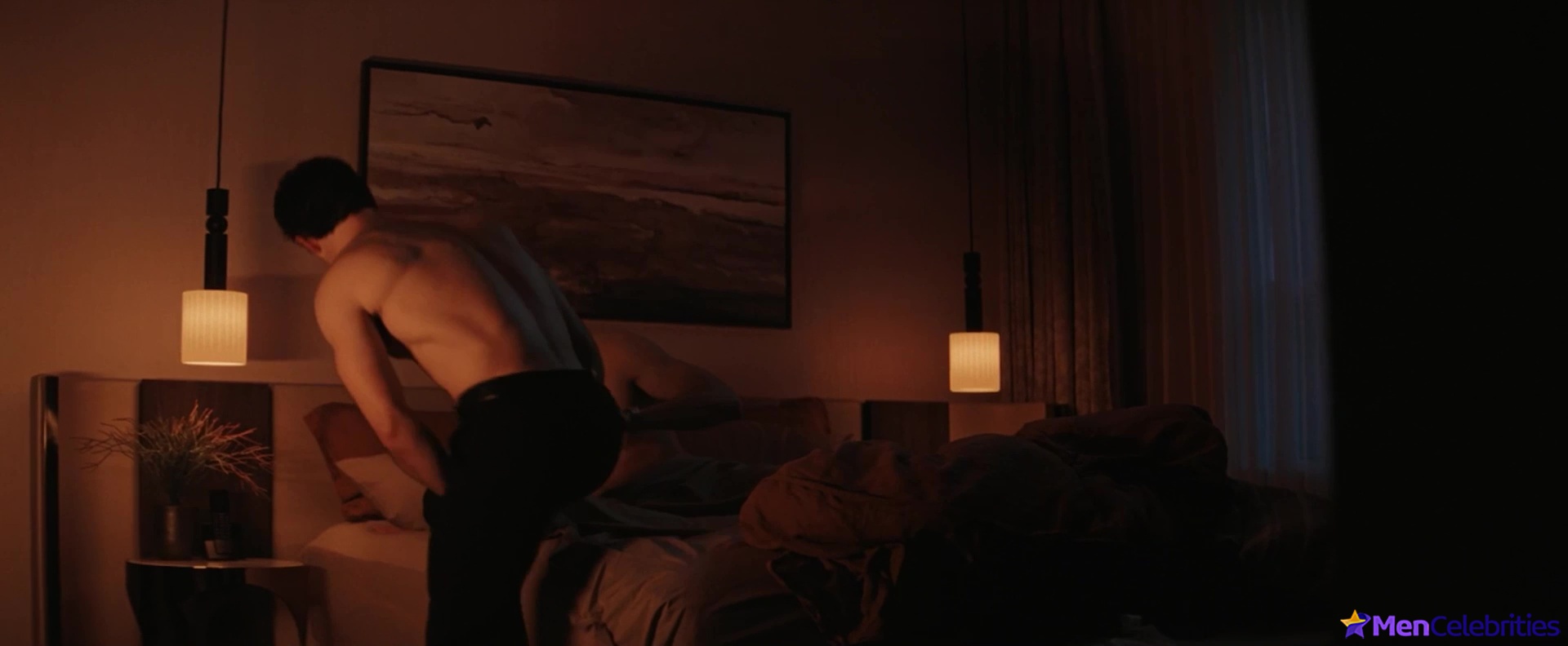 Robbie Graham-Kuntz nude gay scenes