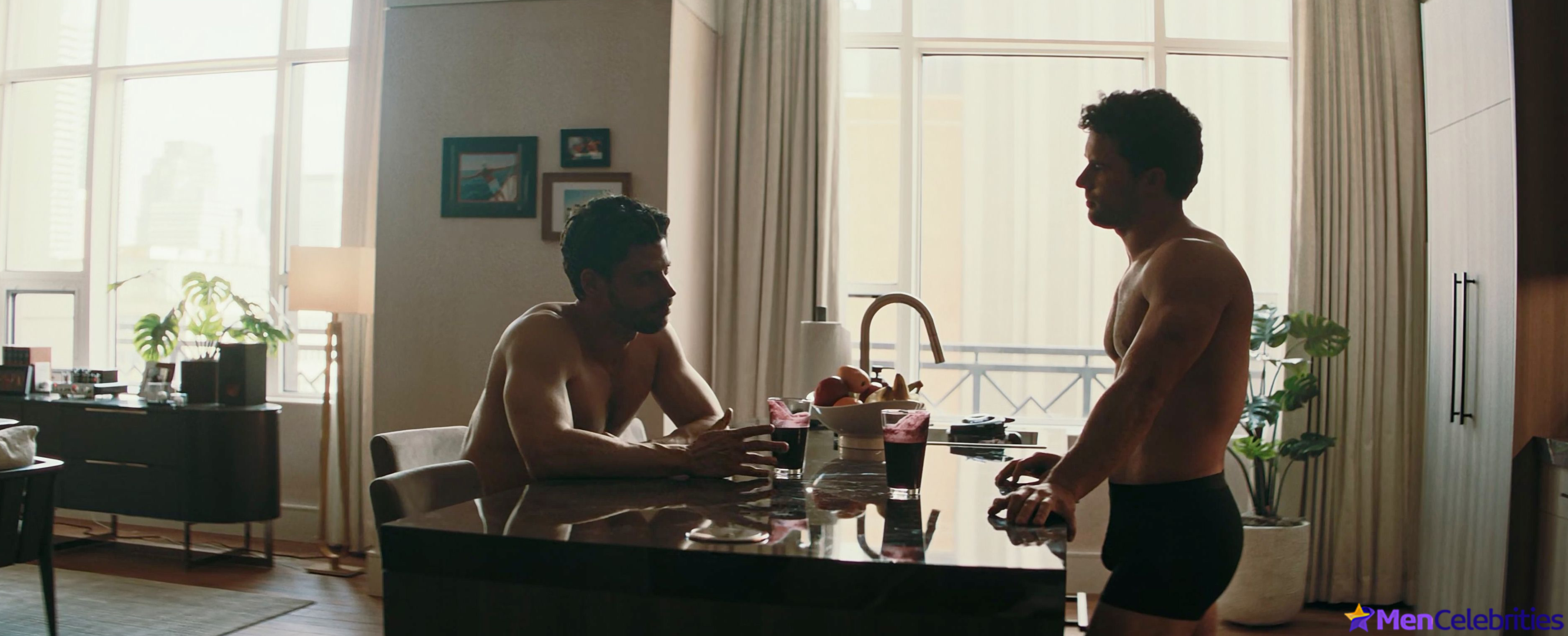 Robbie Graham-Kuntz nude gay scenes