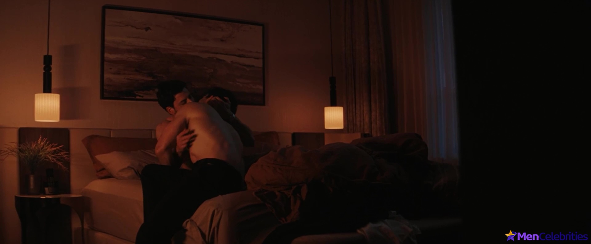 Robbie Graham-Kuntz nude gay scenes