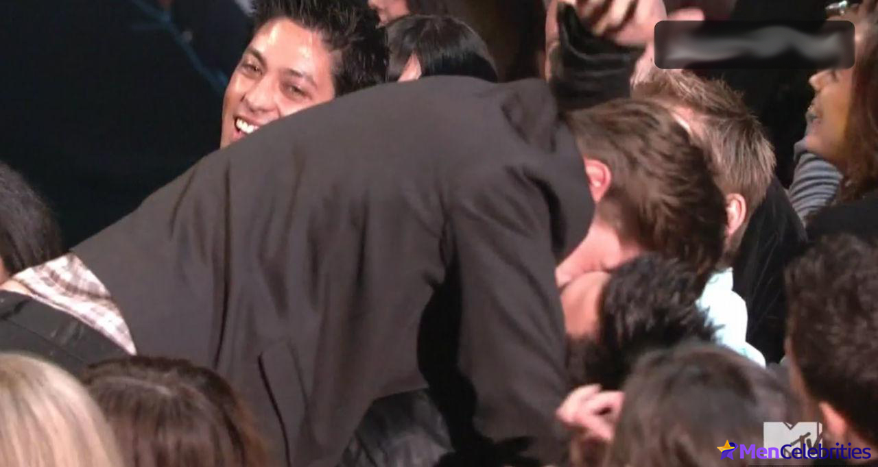 Robert Pattinson leaked gay celebs