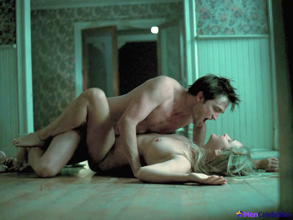 Robert Pattinson nude sex in Die My Love