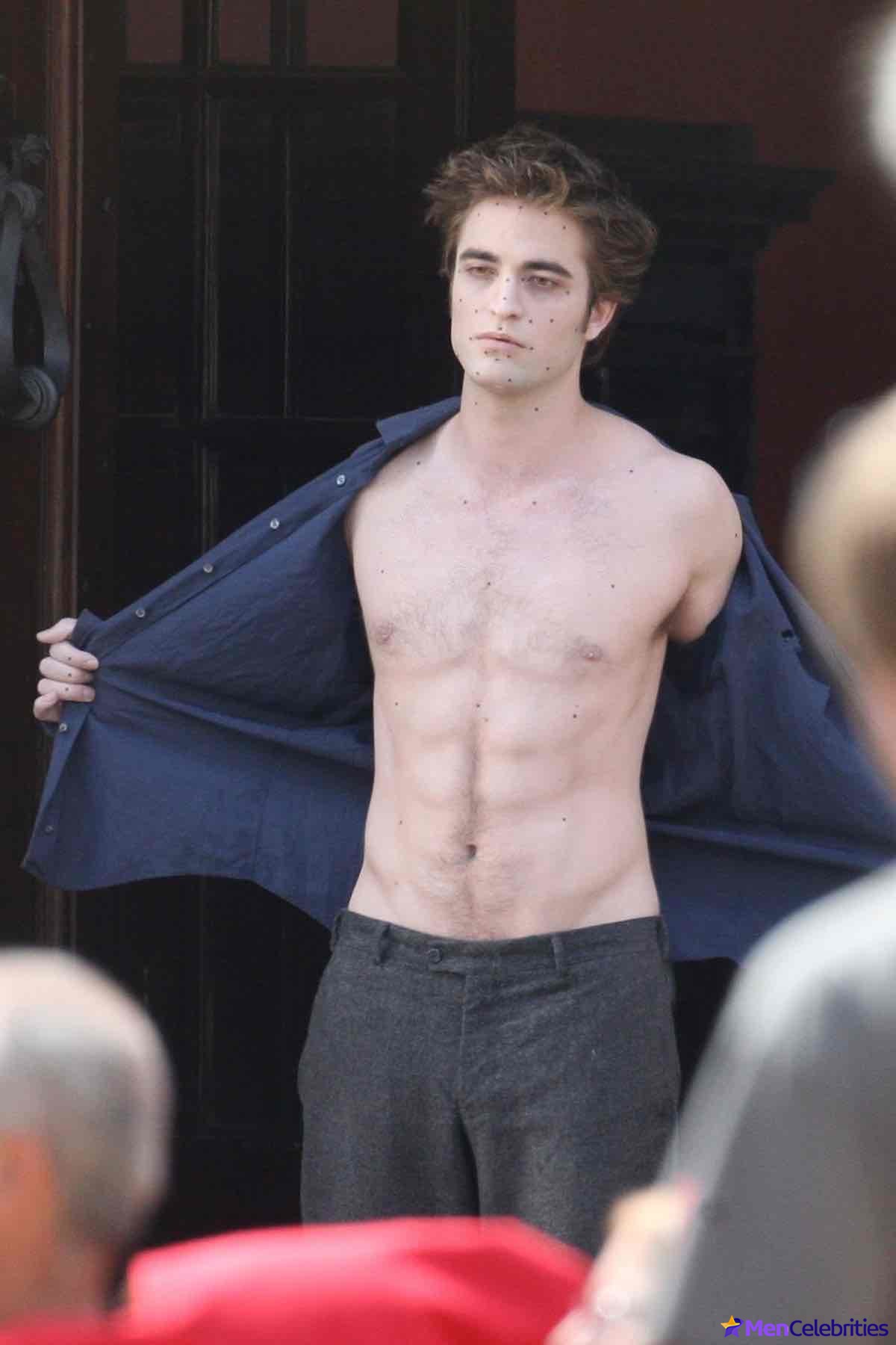 Robert Pattinson oops