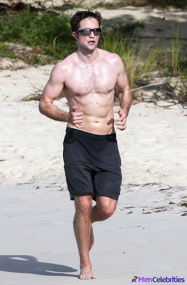 Robert Pattinson naked cock