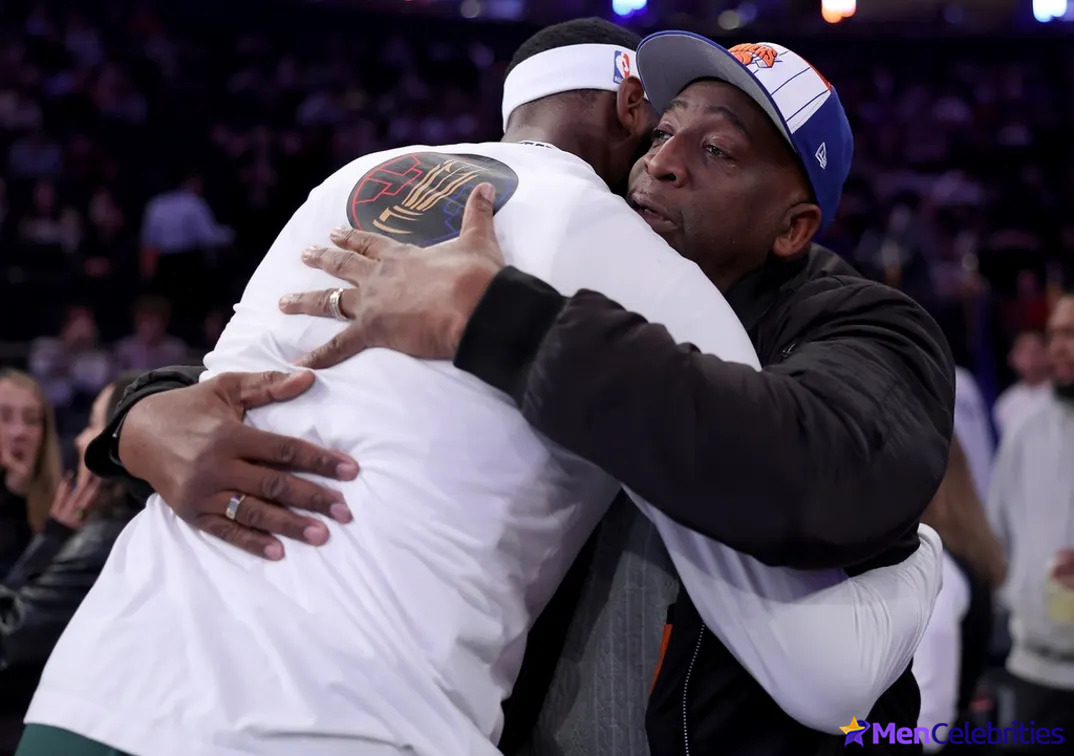 Sean Kaufman and Christopher Briney kiss