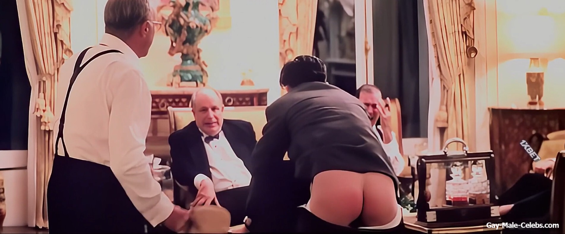 Timothee Chalamet nude in Marty Supreme