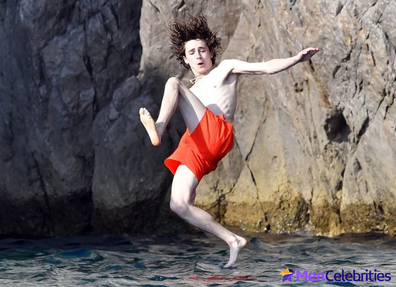 Timothee Chalamet paparazzi