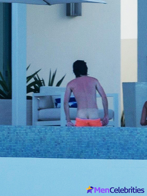 Timothee Chalamet nude ass