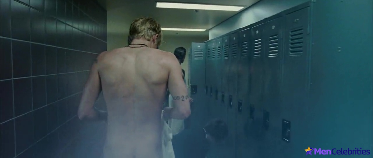 Toby Hemingway nude scenes