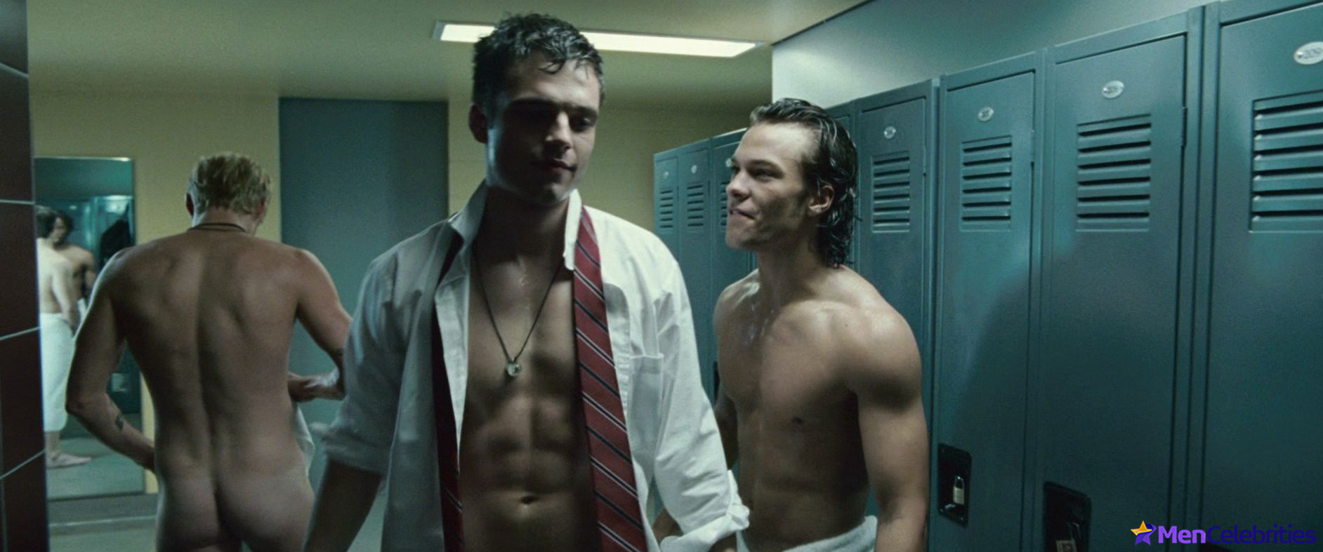 Toby Hemingway nudes