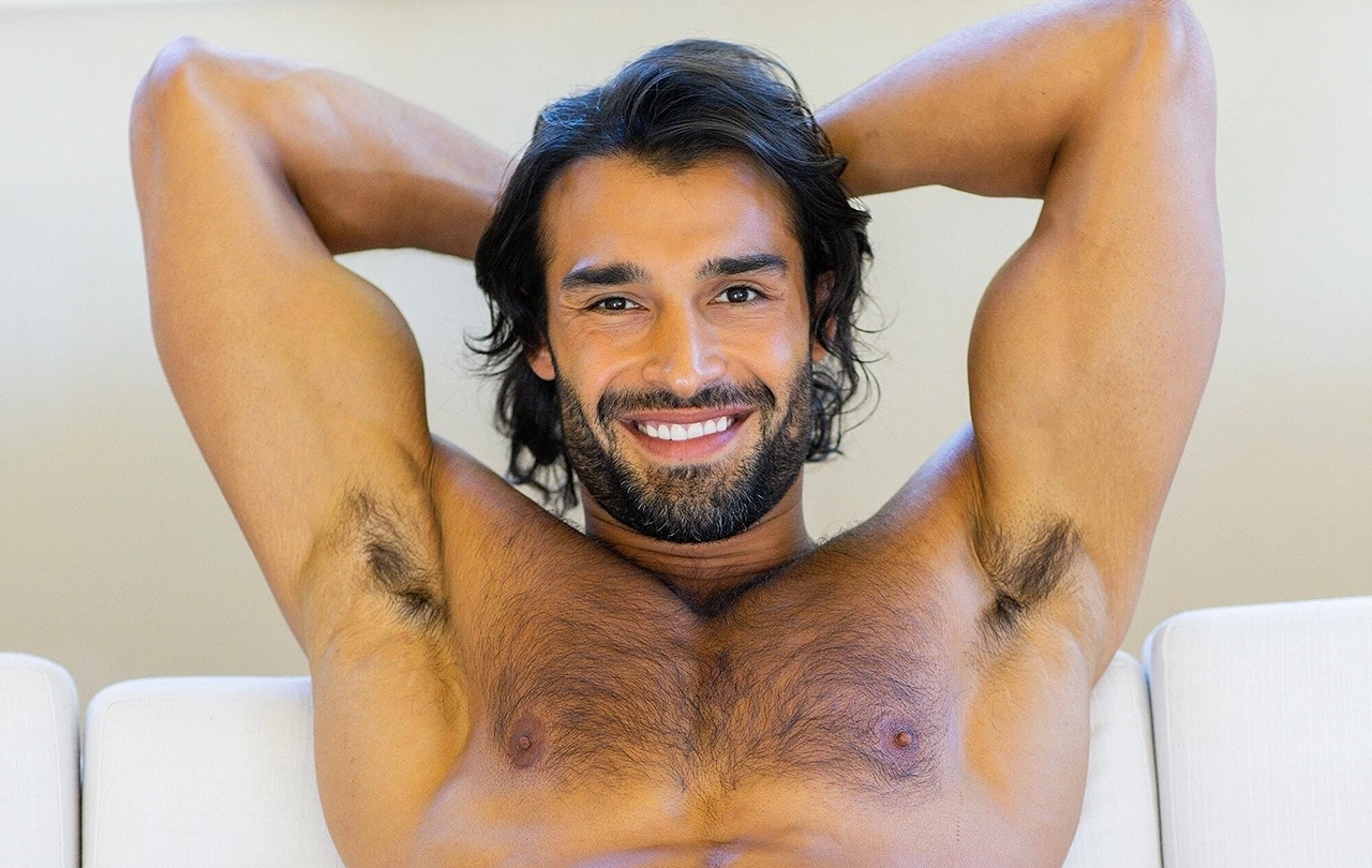 Warning: Sam Asghari’s Nude Photos Might Raise Your Temperature