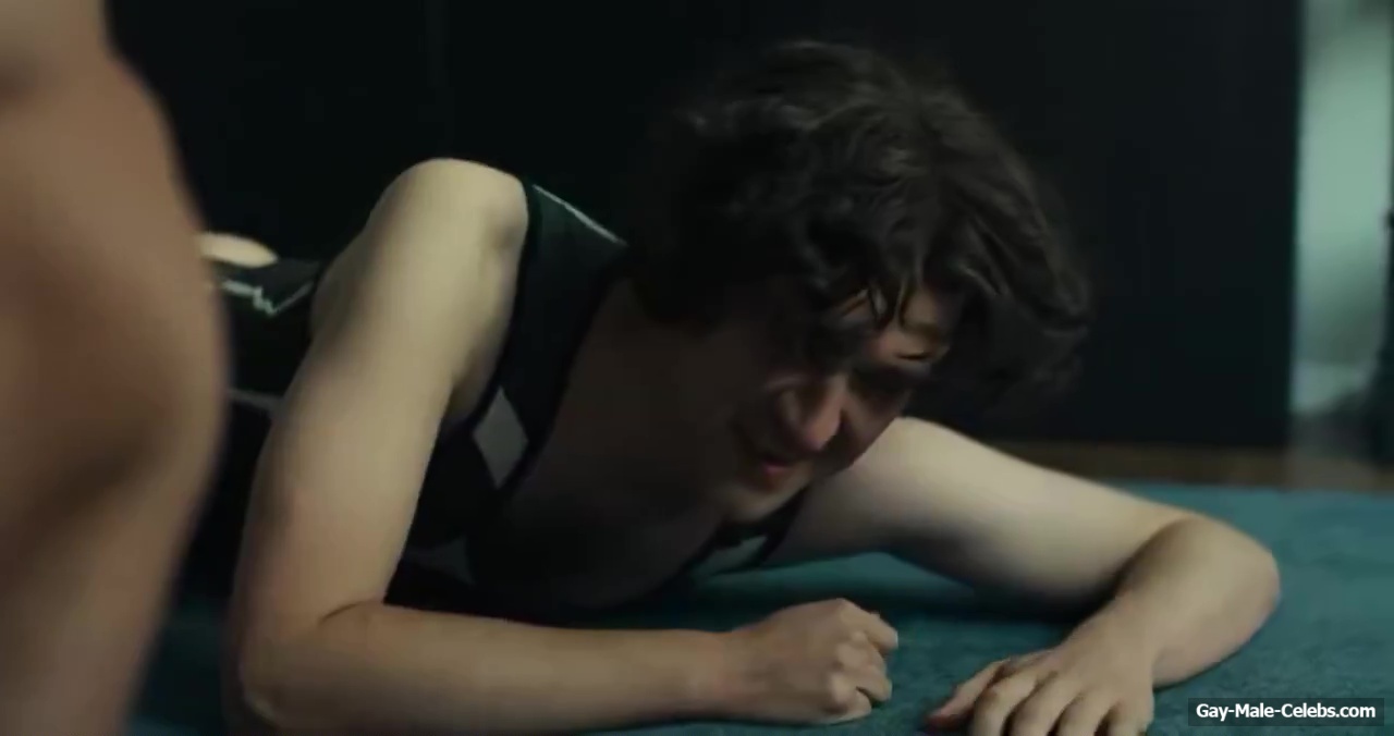 Alexander Skarsgard and Harry Melling gay sex in Pillion