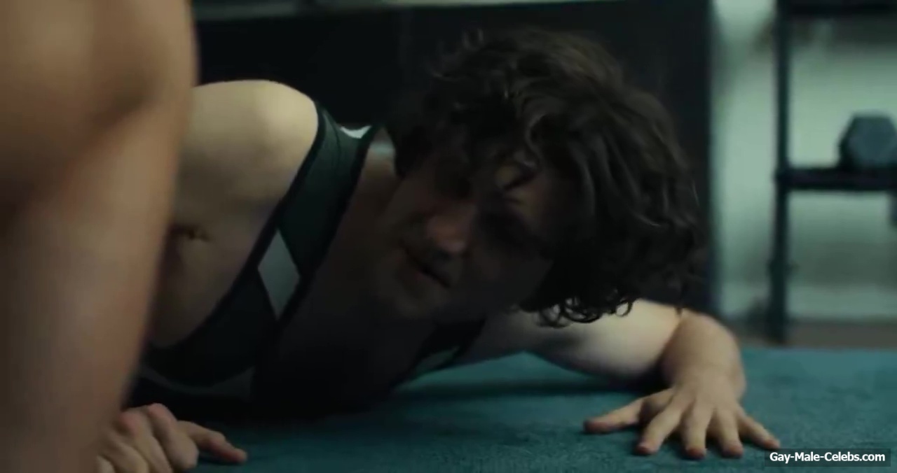 Alexander Skarsgard and Harry Melling gay sex in Pillion