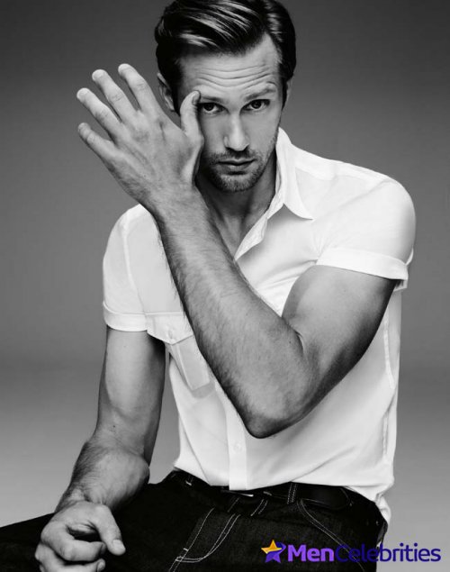 Alexander Skarsgard shirtless