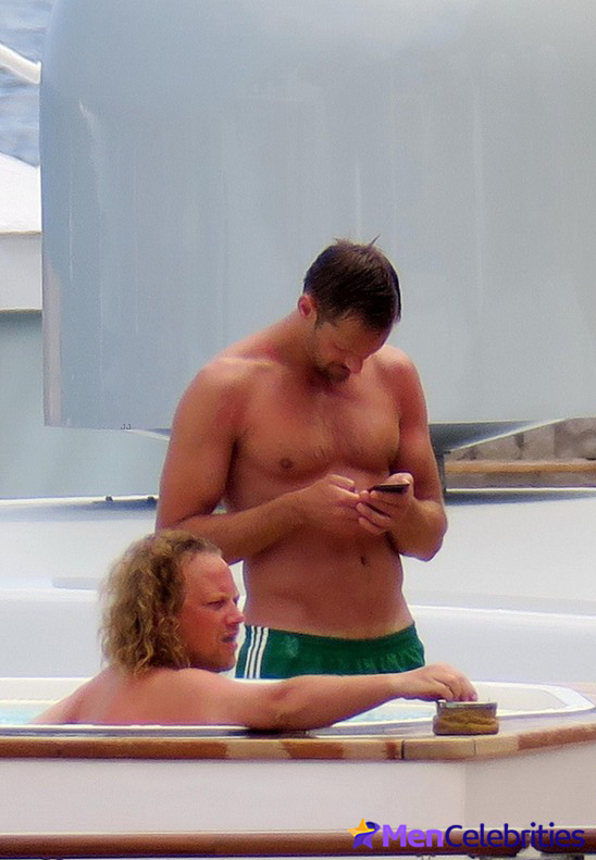 Alexander Skarsgard ass sex