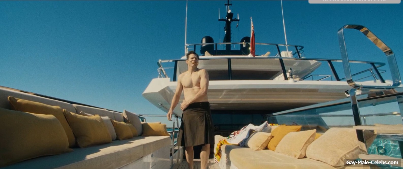 Ashton Kutcher Shirtless Bulge in The Beauty