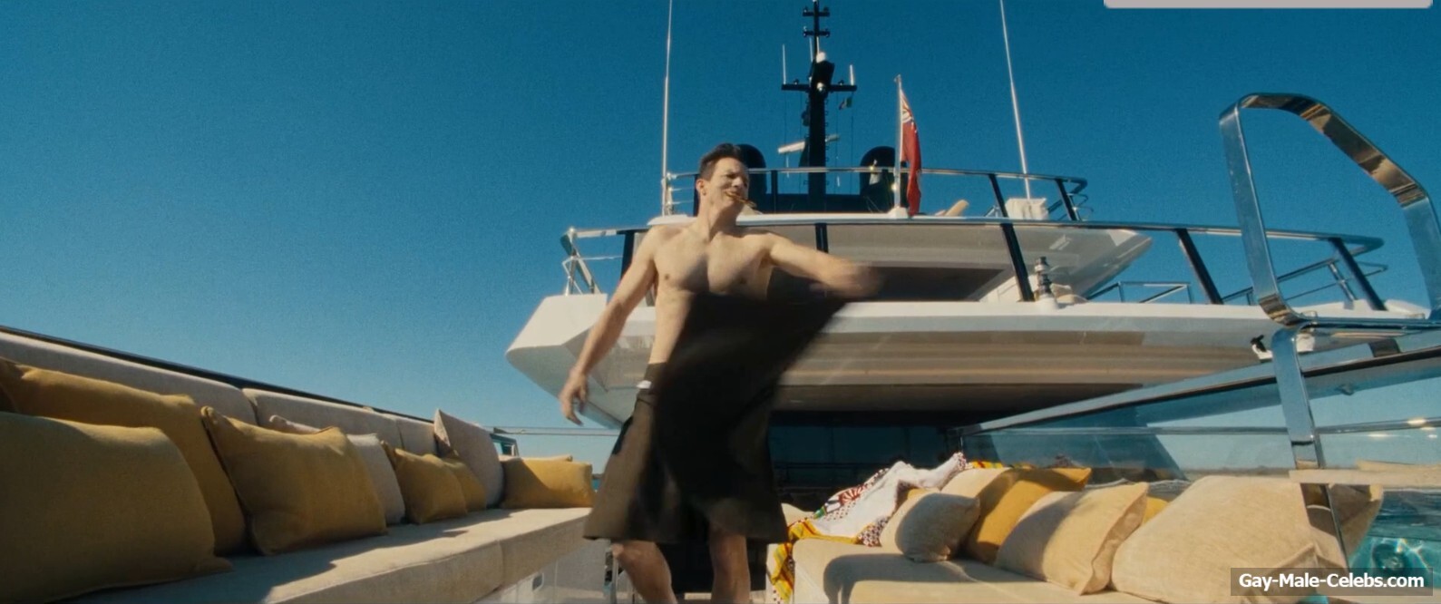 Ashton Kutcher Shirtless Bulge in The Beauty