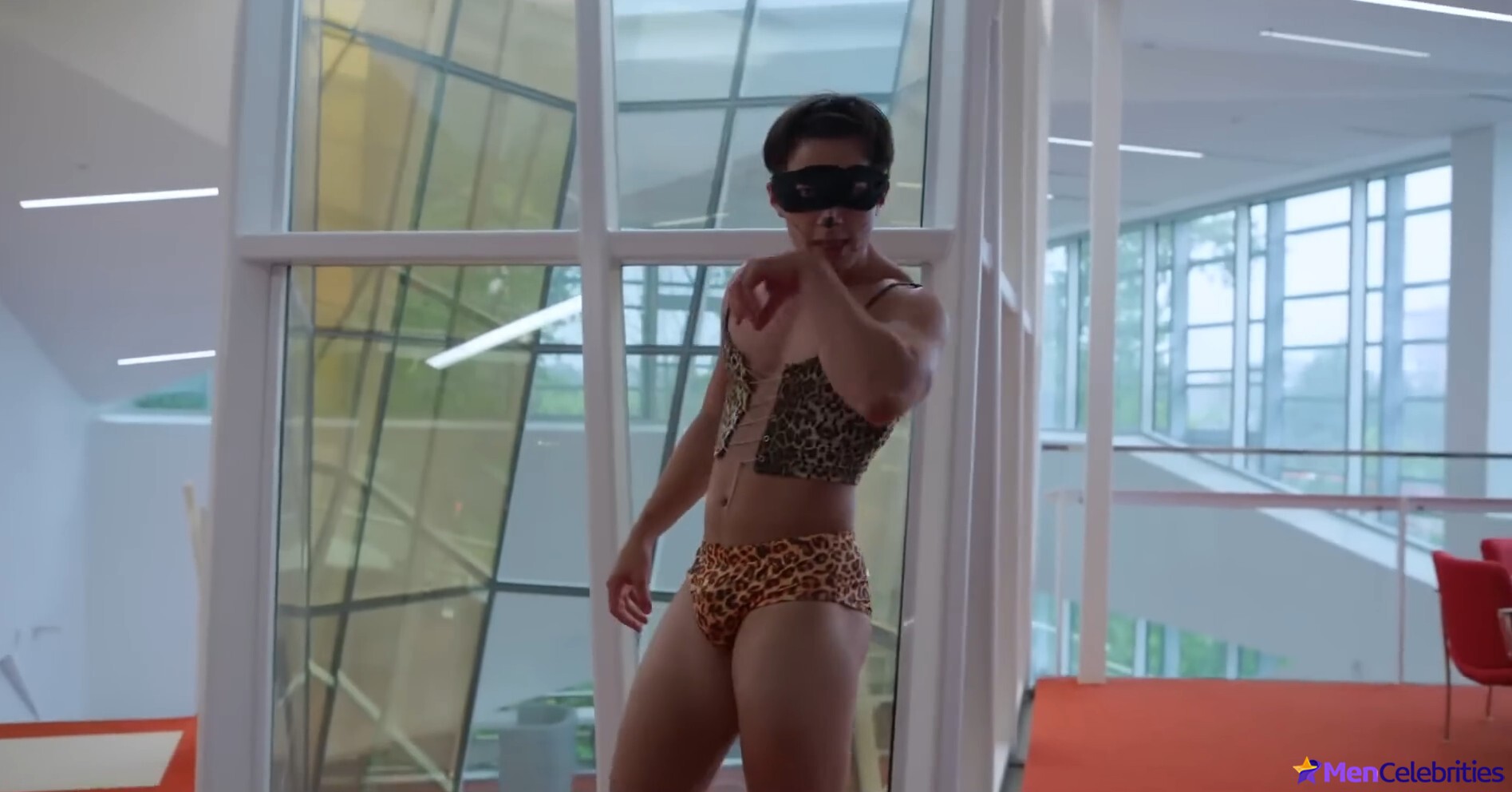 Hudson Williams bulge in SUPER SUPPORT