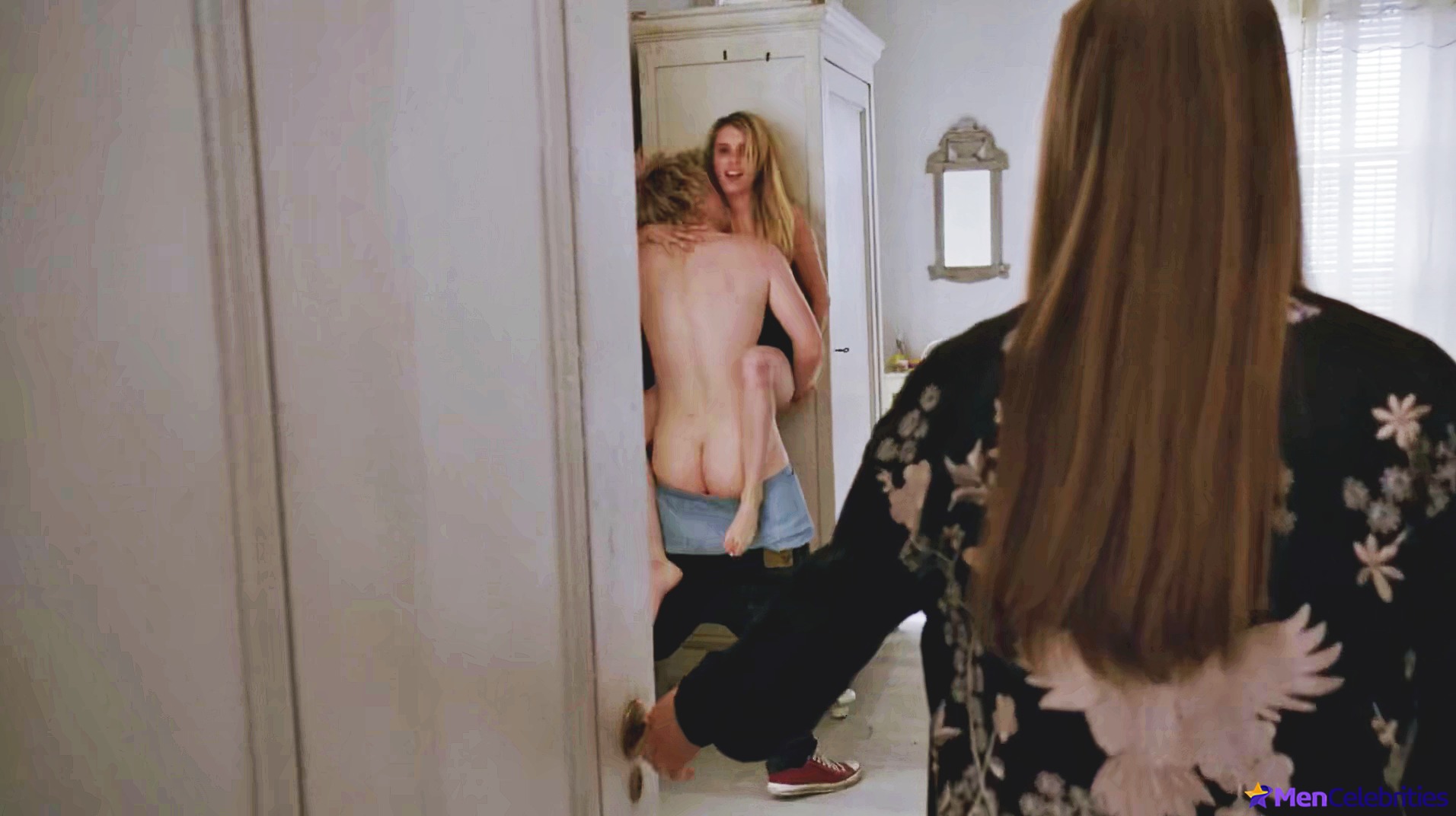 Evan Peters nude sex video