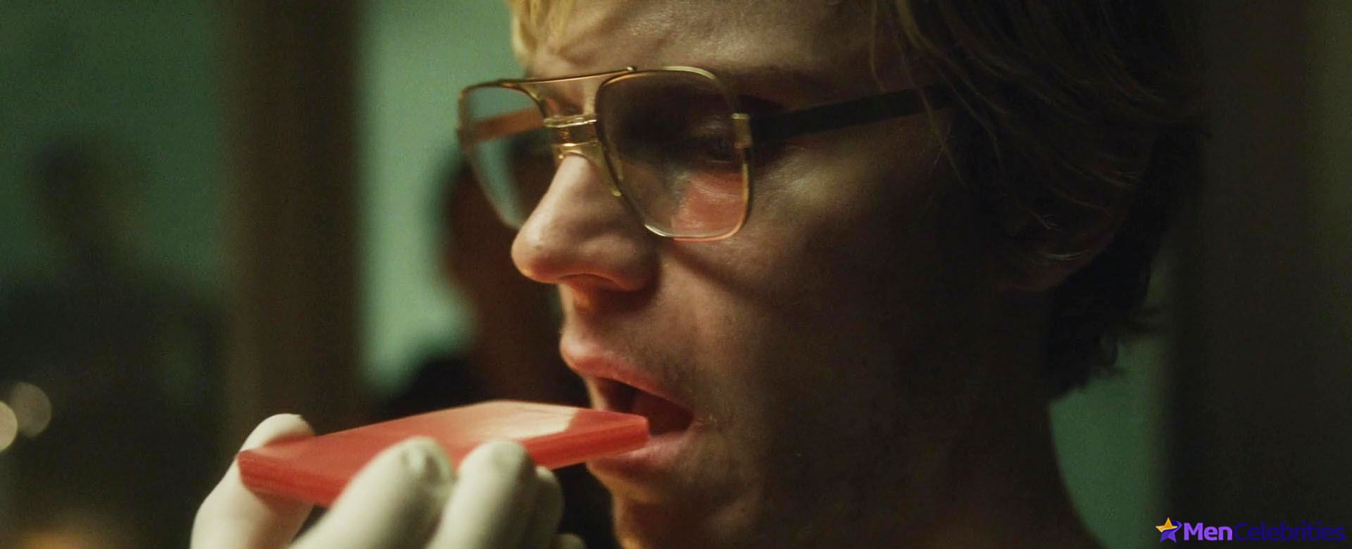 Evan Peters nude in Monster The Jeffrey Dahmer Story