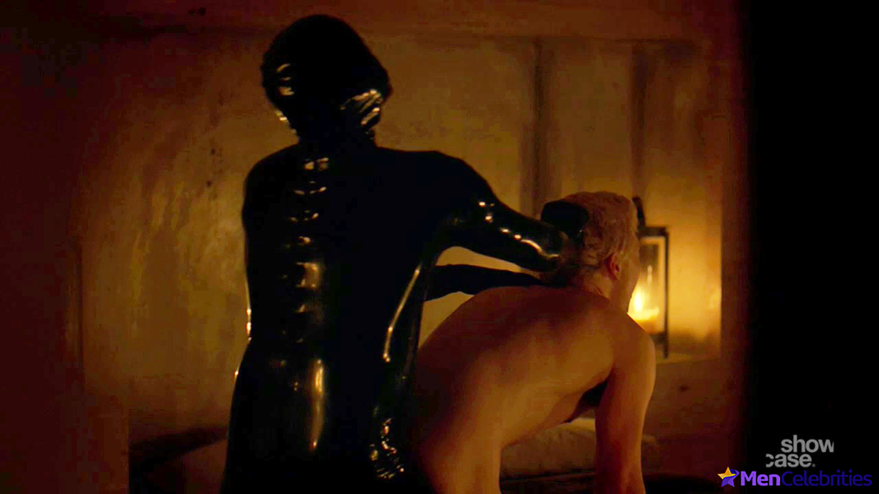 Evan Peters gay sex scenes