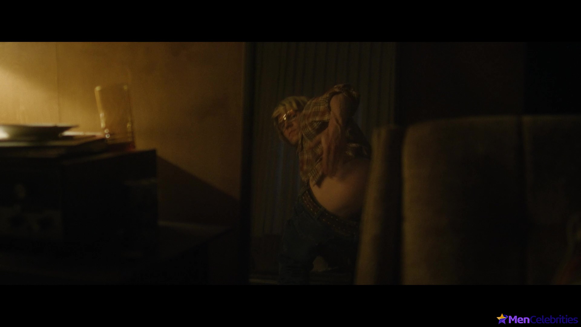 Evan Peters nude in Monster The Jeffrey Dahmer Story