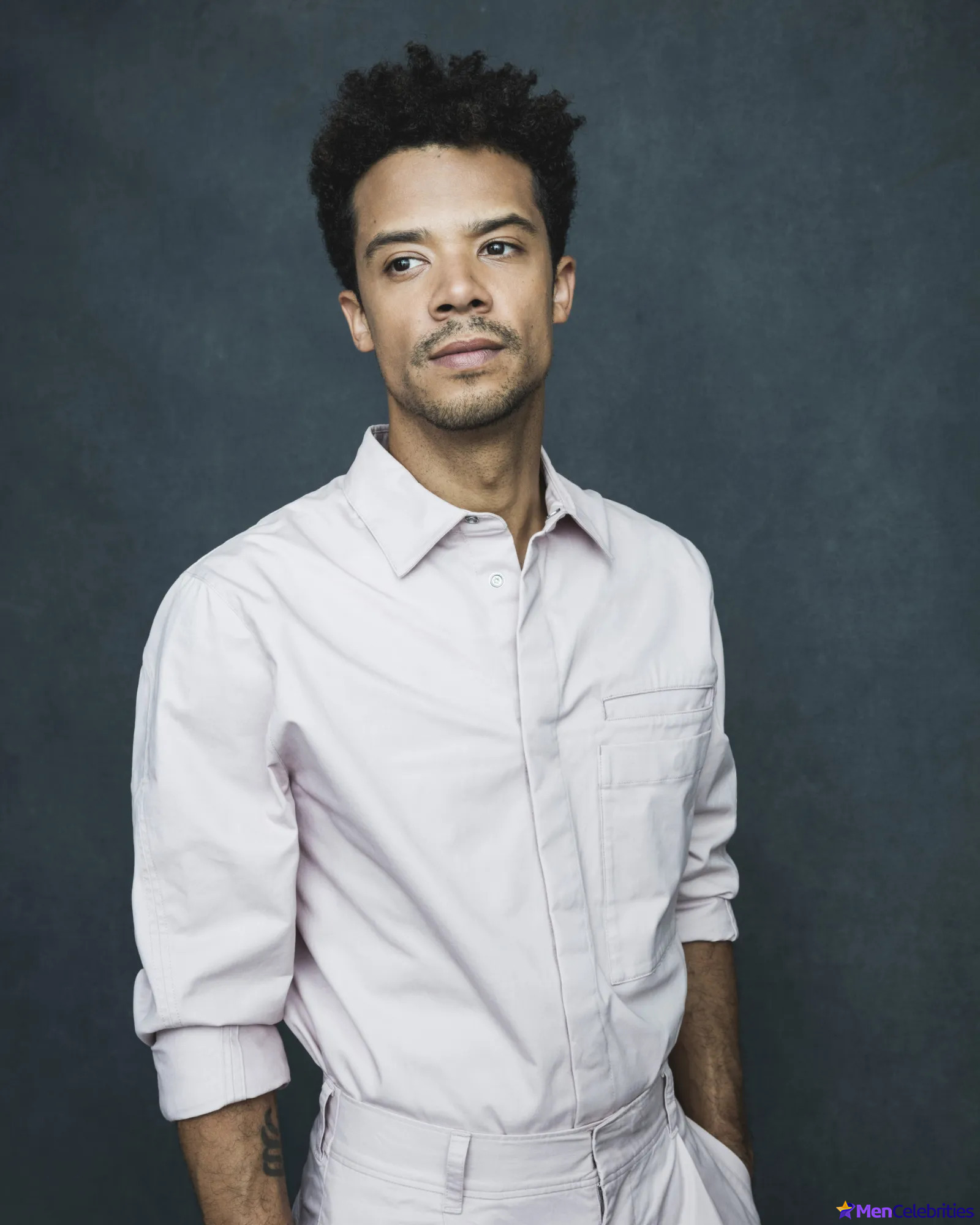 Jacob Anderson sexy pics