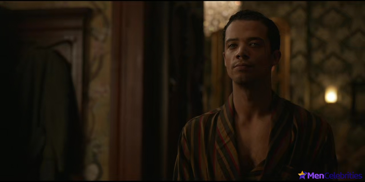 Jacob Anderson nude scenes collection
