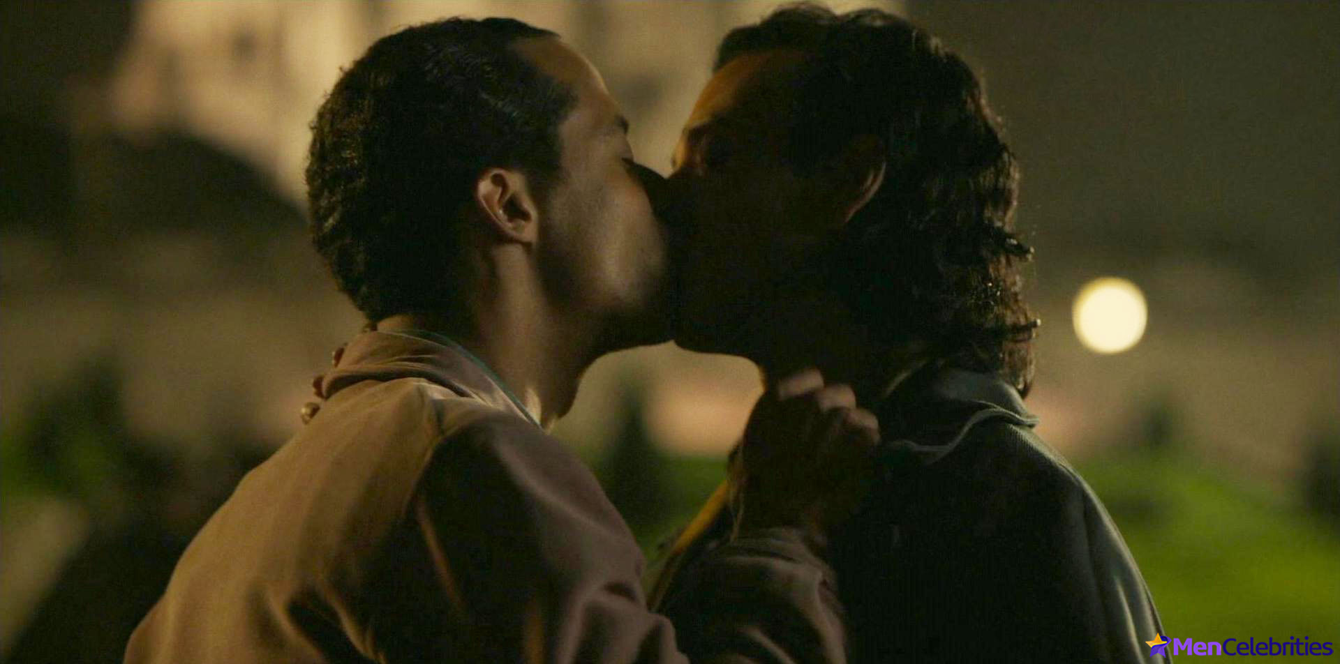 Jacob Anderson gay sex