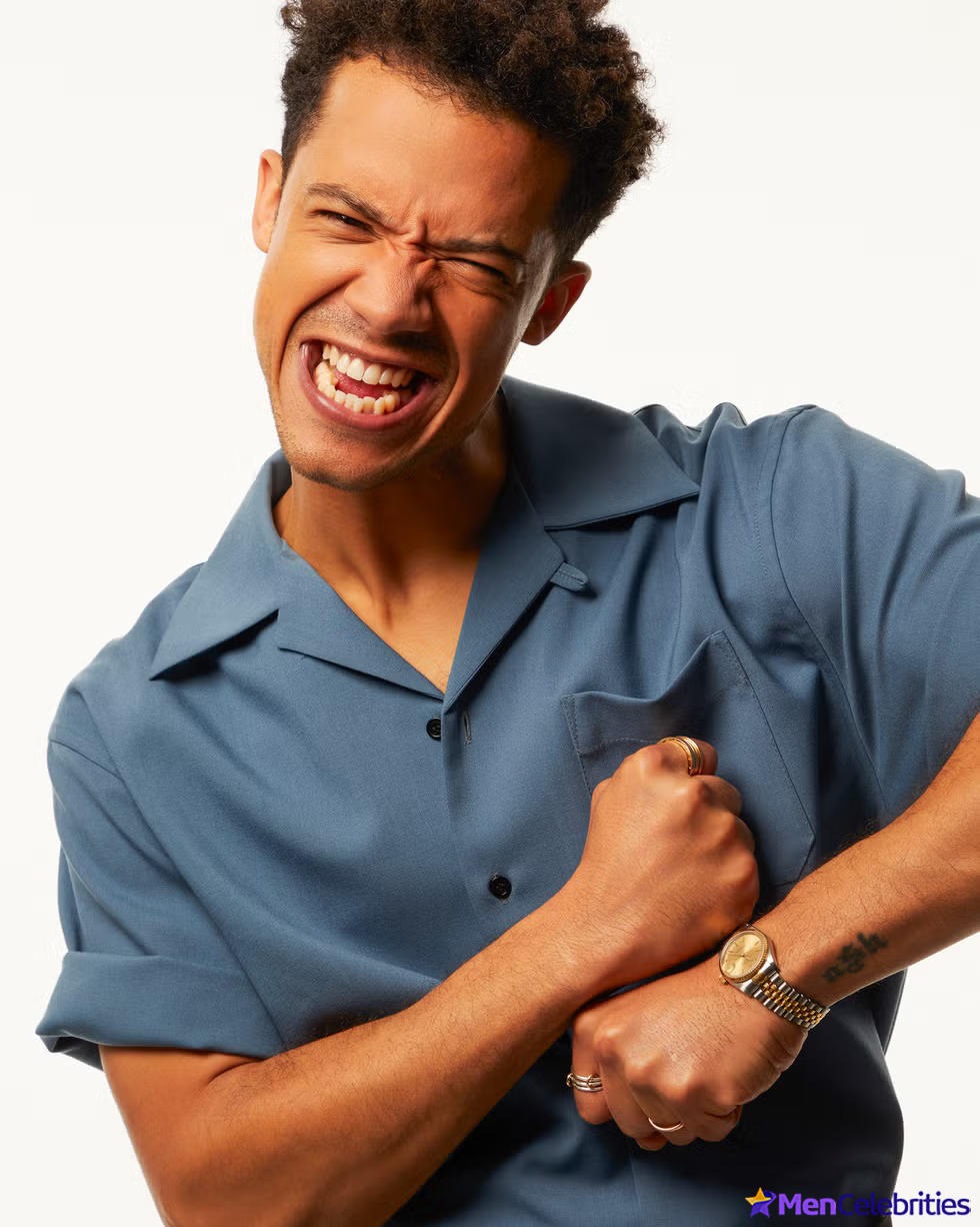 Jacob Anderson sexy pics