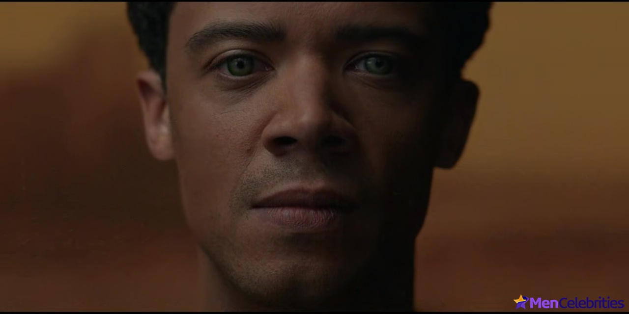 Jacob Anderson nude scenes collection