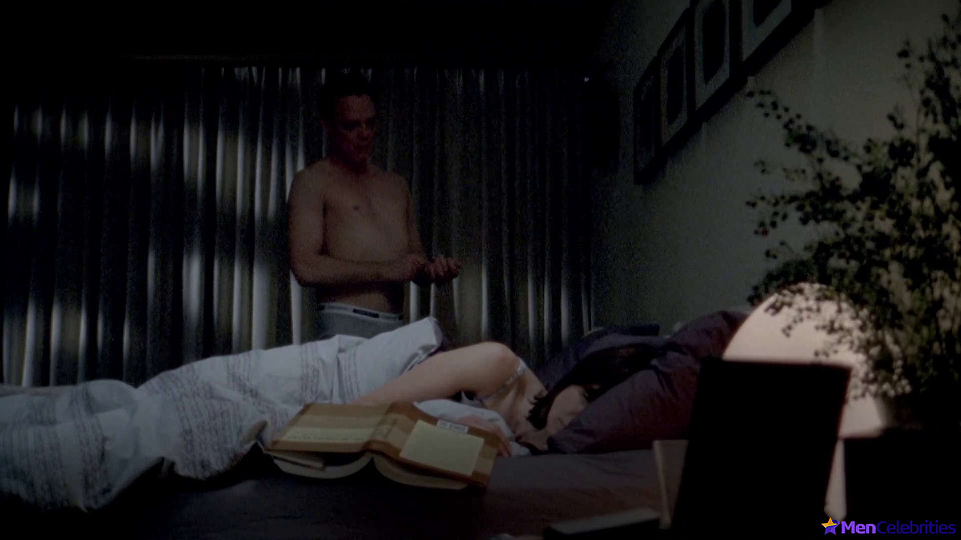 Joel Tobeck nude movie scenes