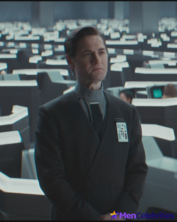 Kyle Soller nude scenes