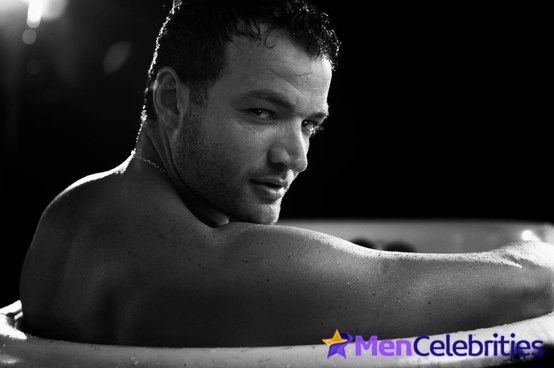 Nick E Tarabay sexy