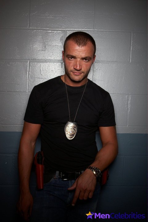 Nick E Tarabay sexy