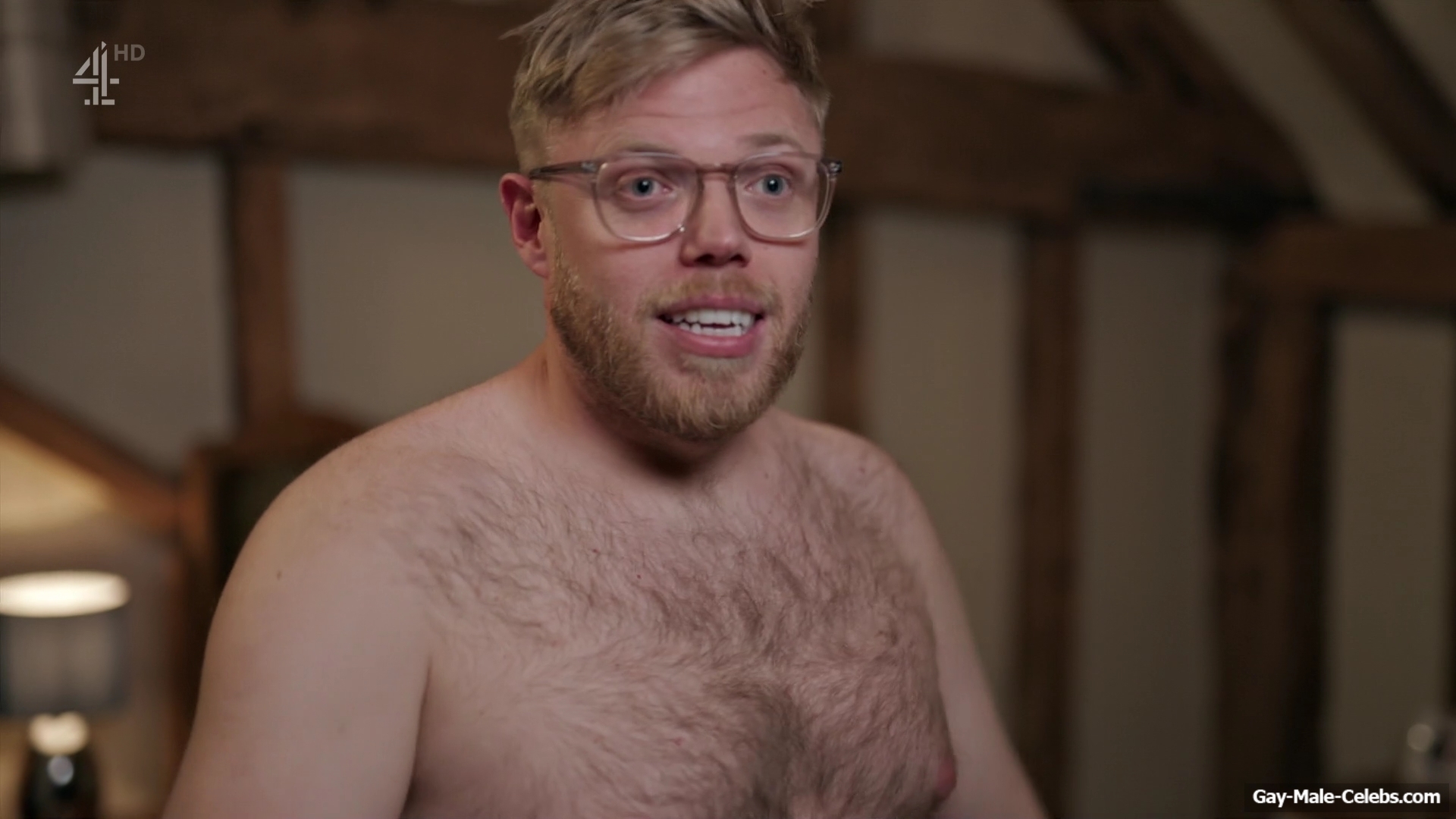 Rob Beckett and Romesh Ranganathan nude in Rob vs Romesh