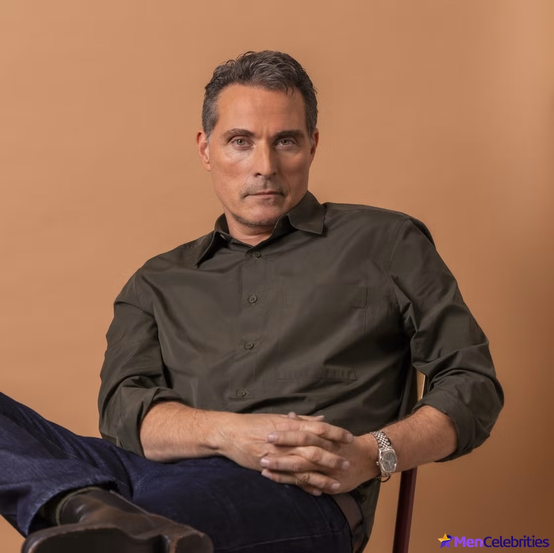 Rufus Sewell sexy pics