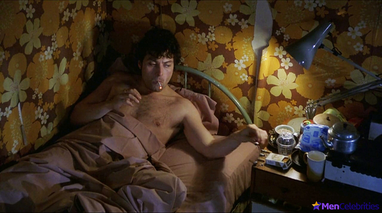 Rufus Sewell nude scenes
