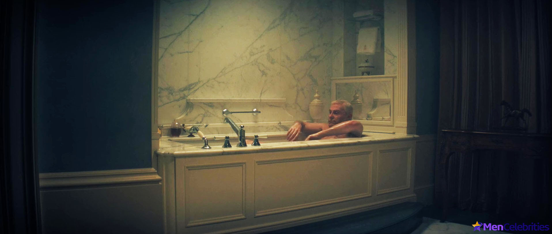 Rufus Sewell nude scenes