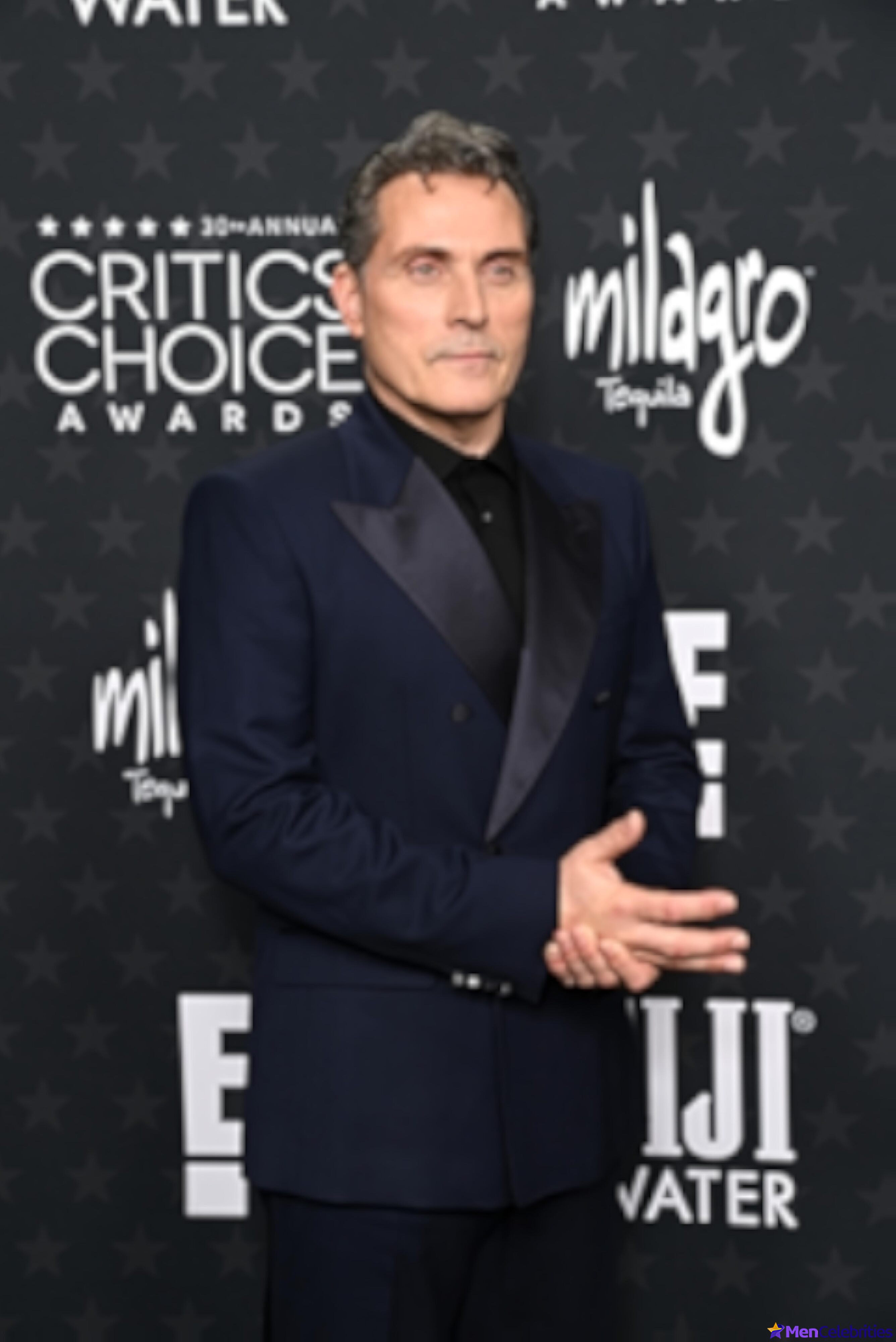 Rufus Sewell sexy pics