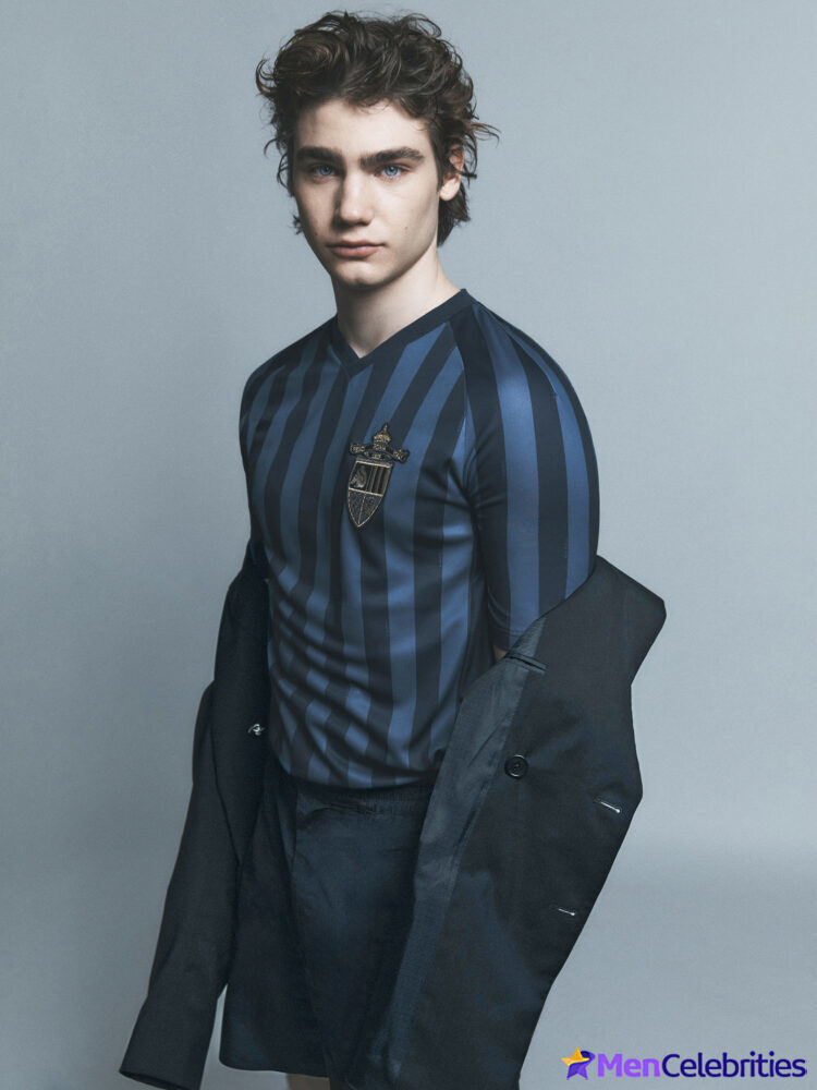 Alessandro Bedetti naked and sexy photos