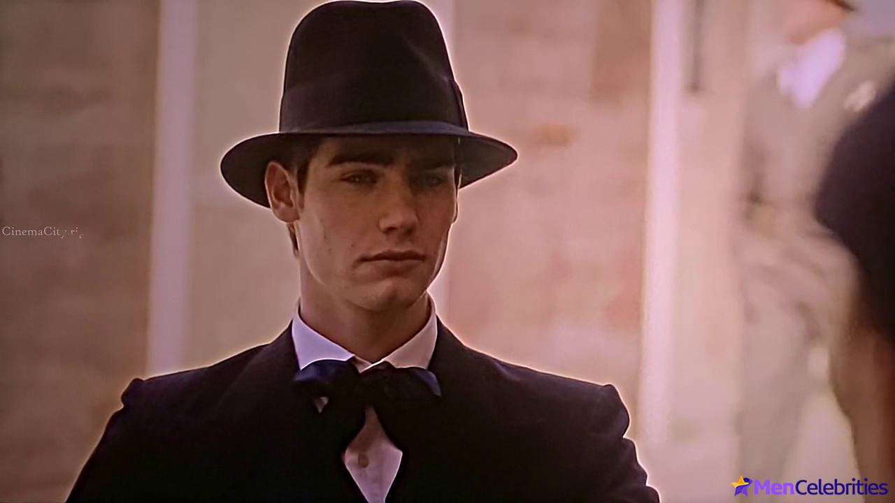 Alessandro Bedetti nude gay sex scenes